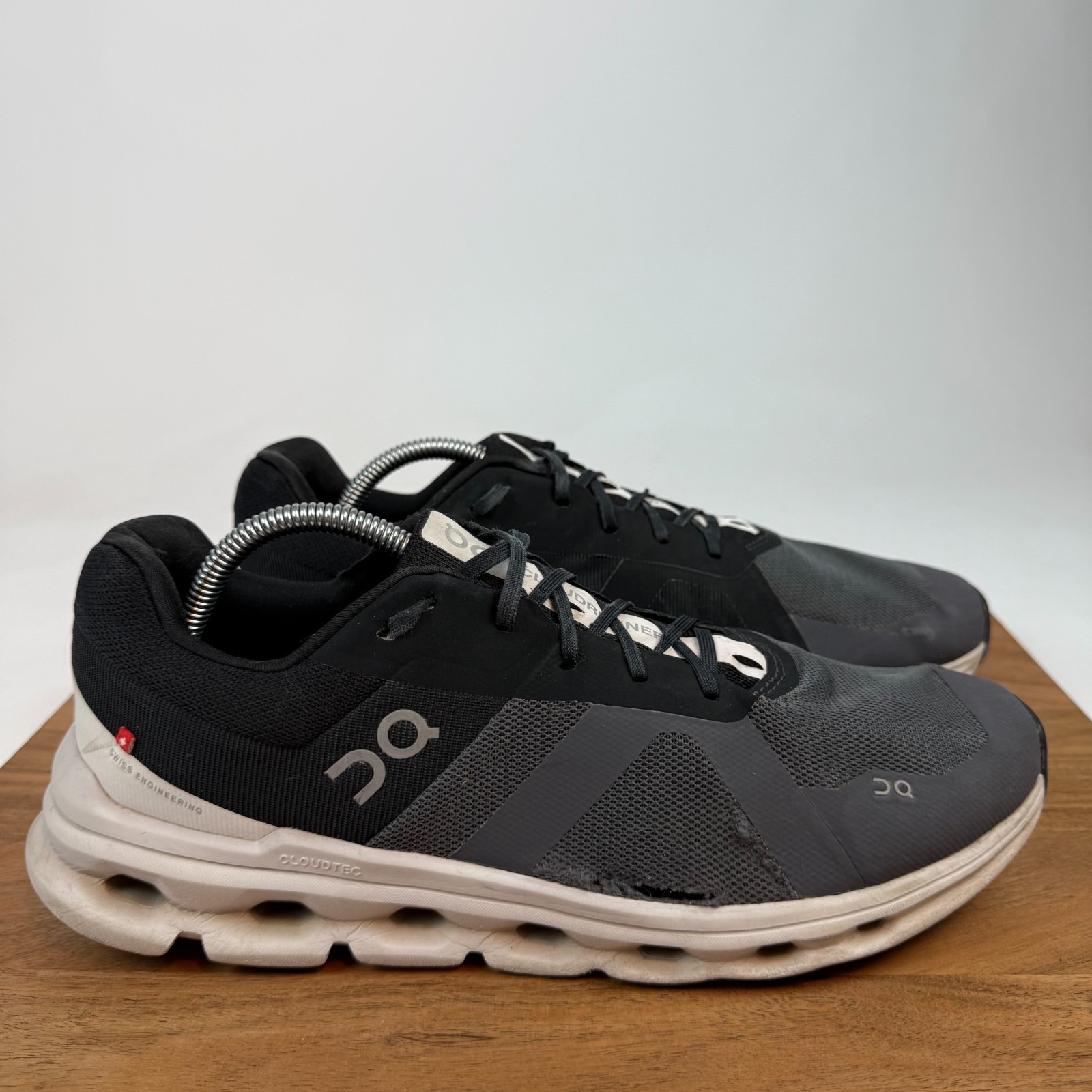 Mens On Cloudrunner Gray Athletic Road Running Sneakers Shoes Size 11 M